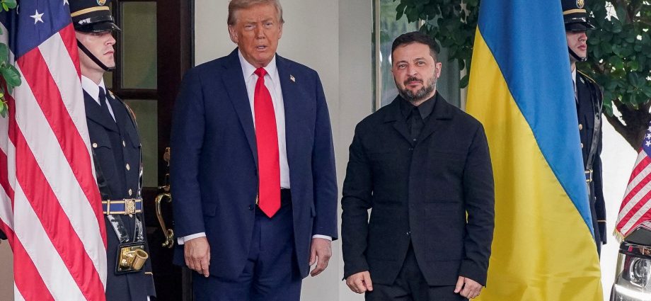 zelenskyy-arrives-at-white-house-for-talks-with-the-traitor