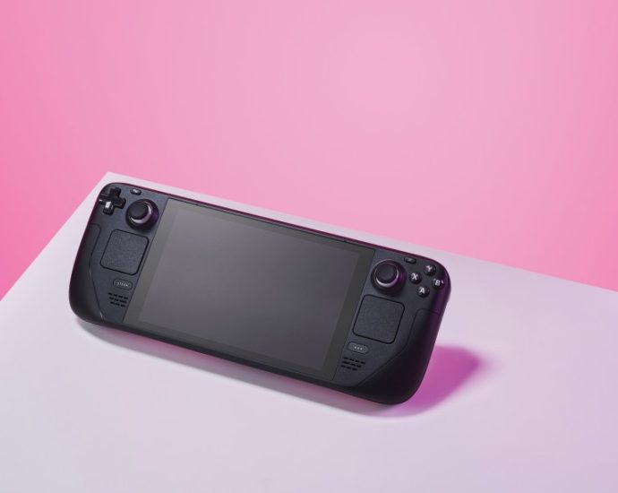 pc-handheld-sales-to-hit-2.3m-in-2025,-research-shows