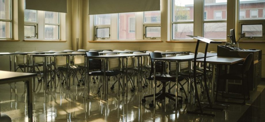 charter-schools-at-a-crossroads:-as-the-promise-fades,-the-reckoning-begins