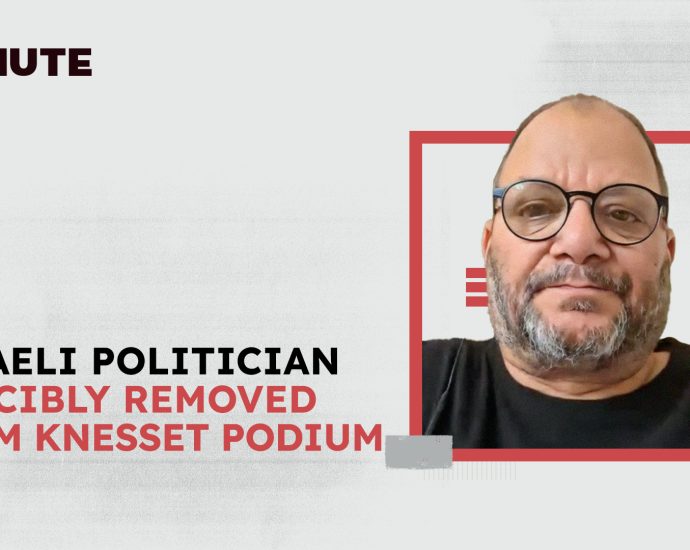 israeli-politician-forcibly-removed-from-knesset-podium