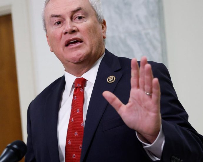 justice-department-will-release-epstein-files-to-capitol-hill,-james-comer-says