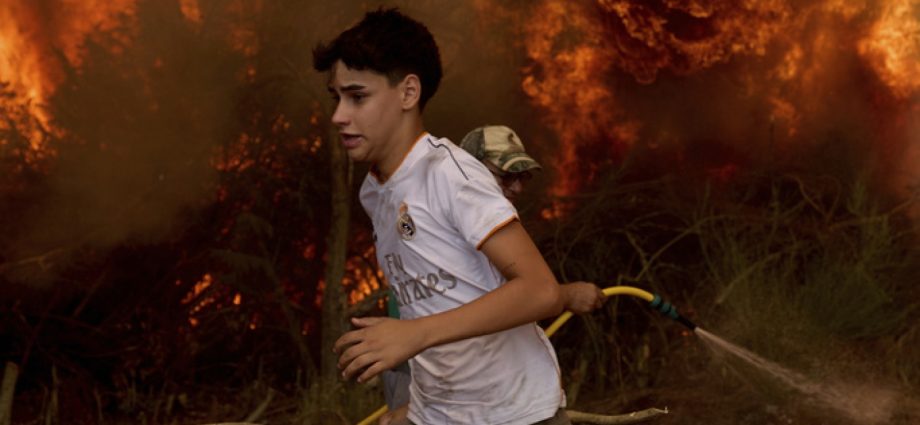 spain-battles-record-wildfires-even-as-the-end-of-a-heat-wave-brings-lower-temperatures
