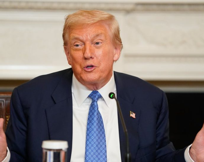radio-host-rips-the-traitor’s-big-peace-promises-as-just-‘checks-his-ass-can’t-cash’