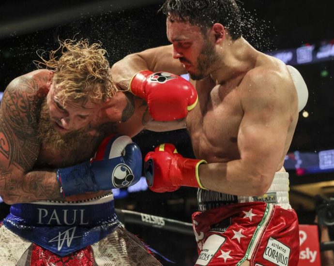 boxer-julio-cesar-chavez-jr.-deported-to-mexico