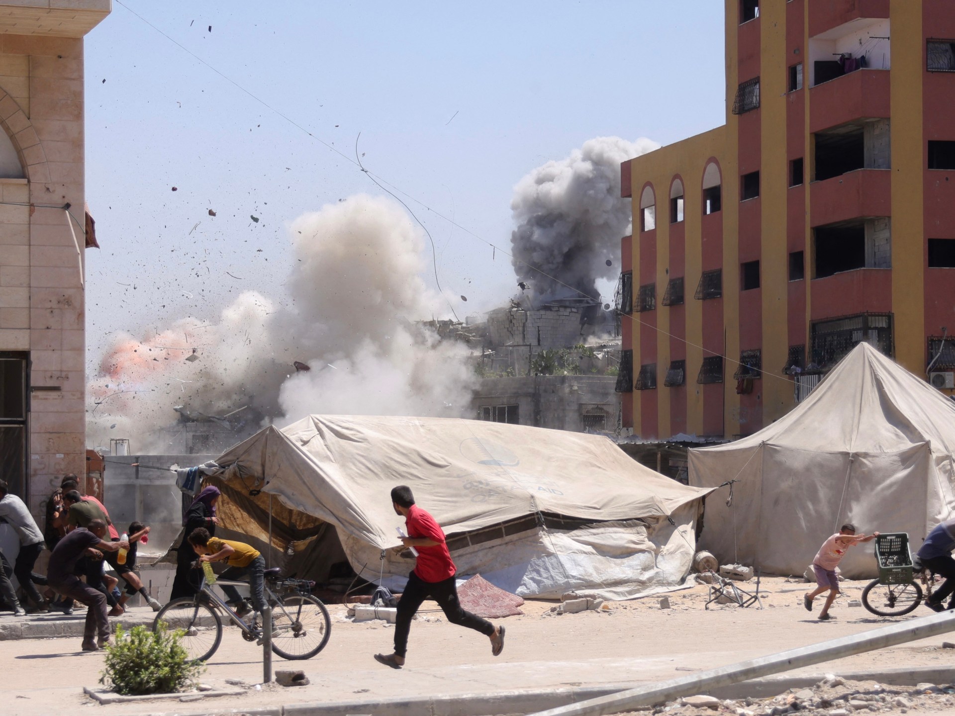 israel-pounds-gaza,-killing-81,-as-it-begins-assault-to-seize-gaza-city