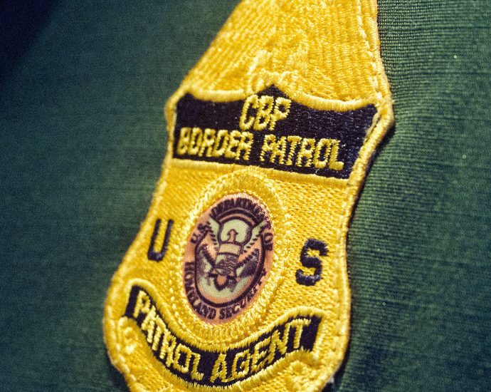 phone-searches-at-the-us-border-hit-a-record-high