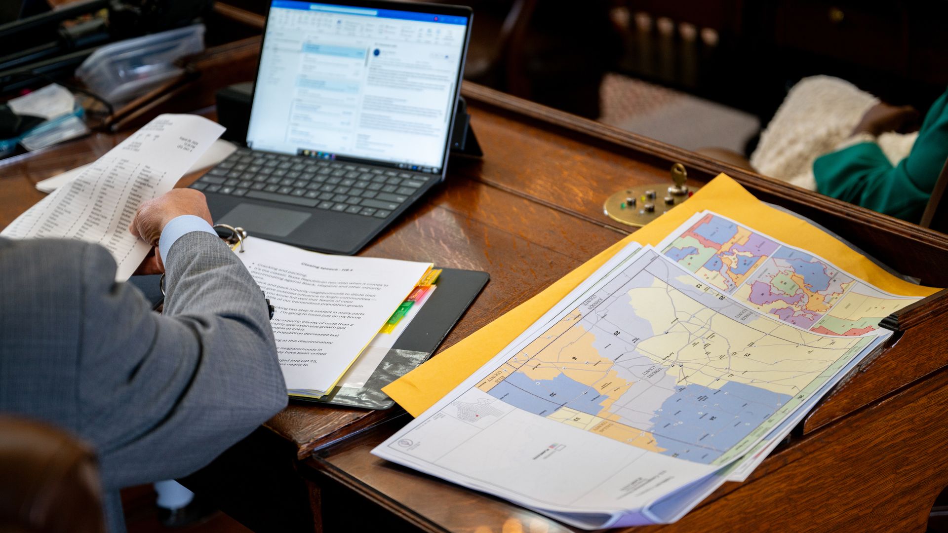 texas-house-approves-new-congressional-maps-to-boost-gop-edge