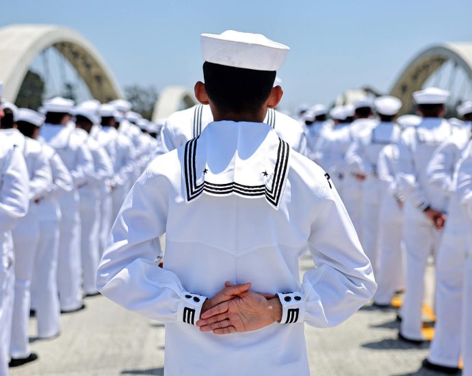 us.-navy-sailor-convicted-of-espionage-after-selling-secrets-to-chinese-intelligence-officer