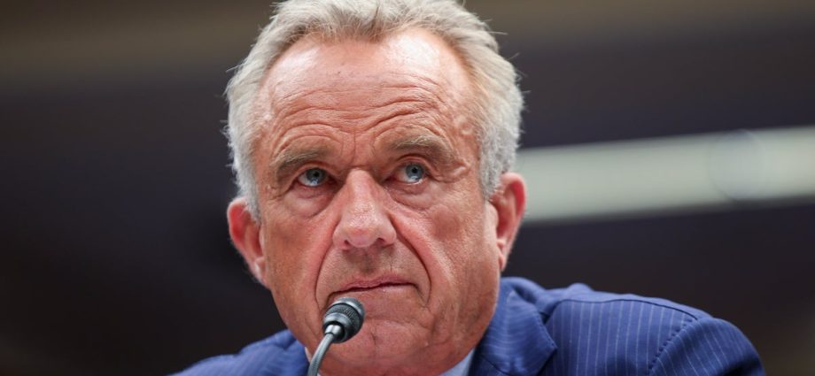 hhs-employees-demand-rfk-jr.-take-action,-ownership-after-cdc-shooting