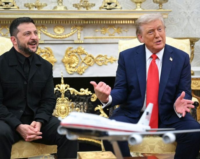 the-traitor-blames-biden’s-policy-that-allowed-ukraine-only-to-defend-itself-and-not-fight-back-properly