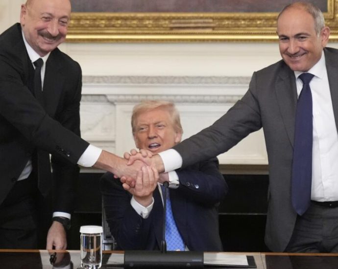 contributor:-armenians-deserve-more-than-a-transactional-peace-deal-with-azerbaijan