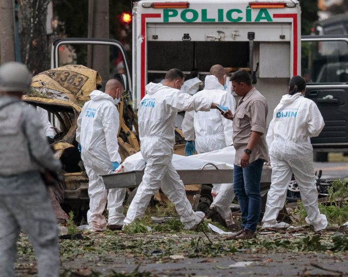 at-least-18-killed-in-colombia-in-drone-attack-on-helicopter,-car-bombing