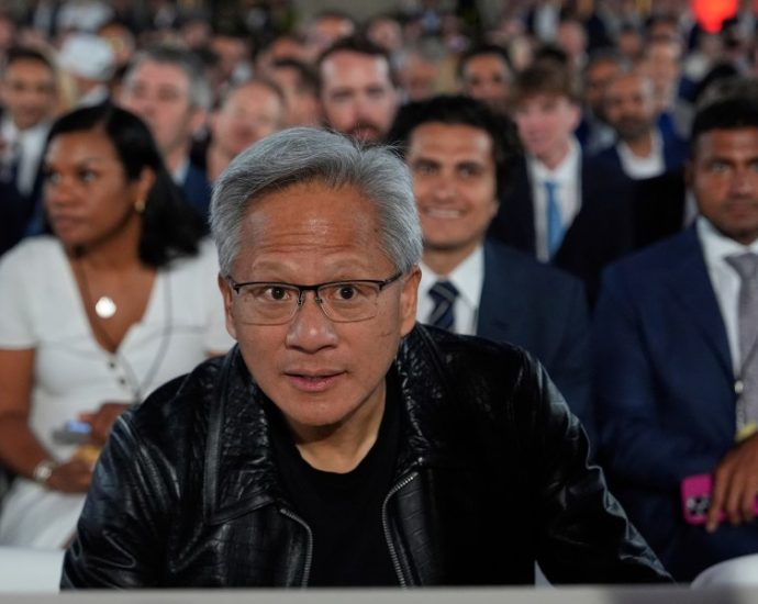 nvidia’s-ceo-says-it’s-in-talks-with-the-traitor-administration-on-a-new-chip-for-china