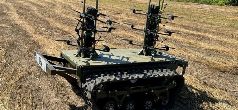 ukraine’s-black-widow-ground-drone-carries-six-fpvs—costs-less-than-a-single-javelin-missile