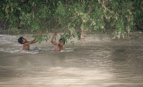 monsoon-floods-kill-more-than-700-in-pakistan,-with-heavy-rains-set-to-continue