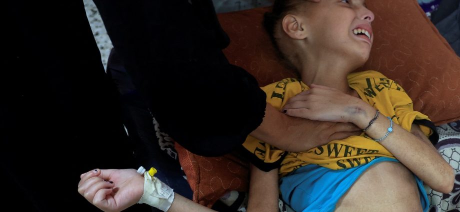 tens-of-thousands-of-palestinian-children-starving-in-gaza-tent-camps