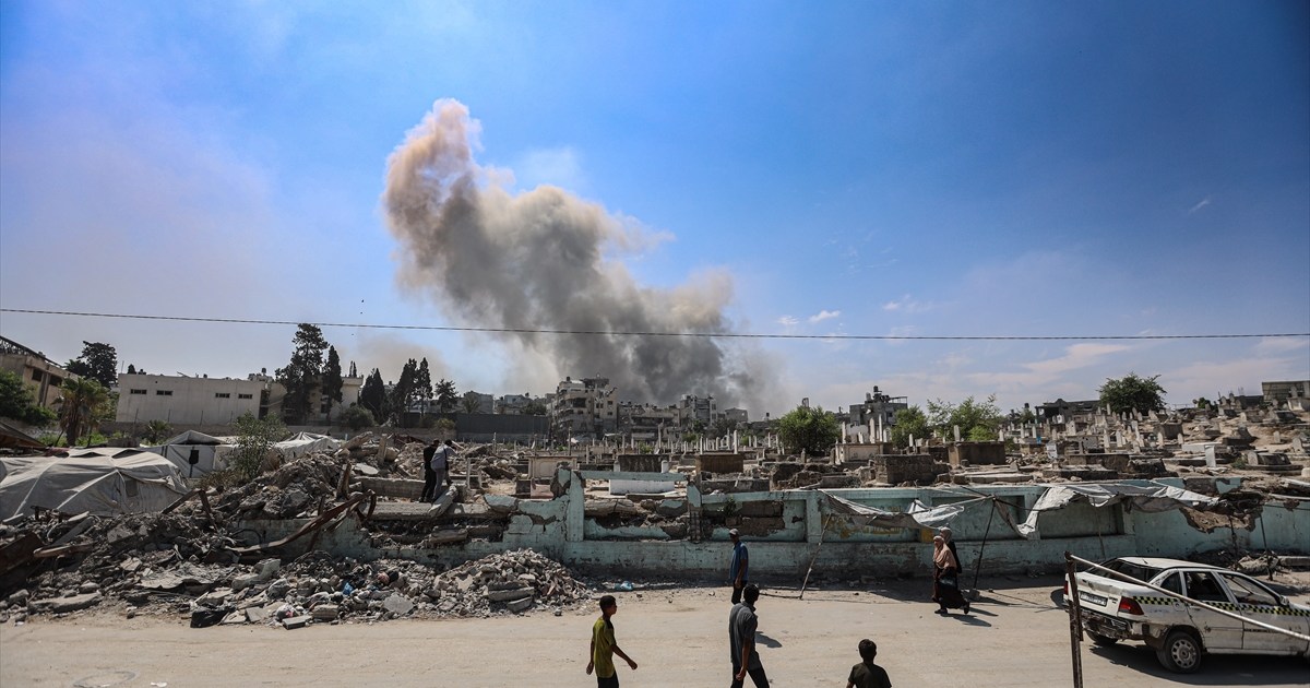 live:-israel-pounds-gaza;-protesters-across-globe-denounce-gaza-city-famine