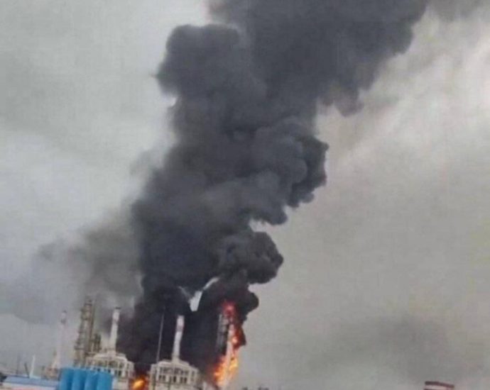 ukrainian-drones-strike-russian-port-and-oil-refinery-in-coordinated-attack-on-war-funding-infrastructure