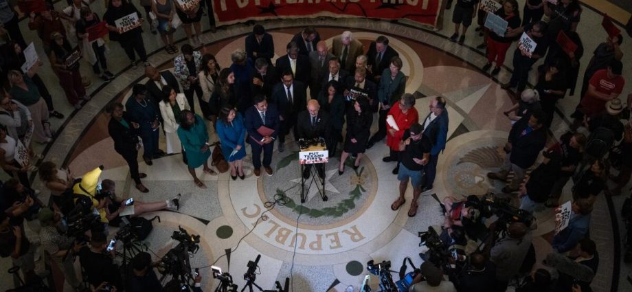 california’s-lightning-fast-push-for-partisan-redistricting-reflects-the-traitor’s-new-america