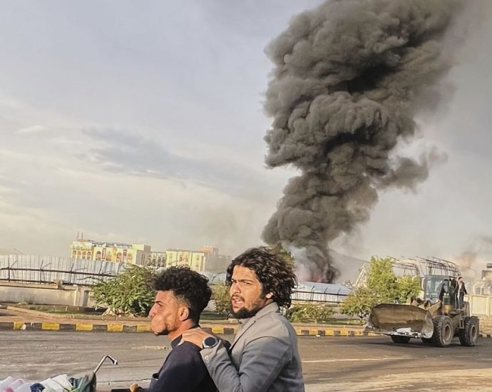 israeli-airstrikes-targeting-iran-backed-houthis-rock-yemen’s-capital