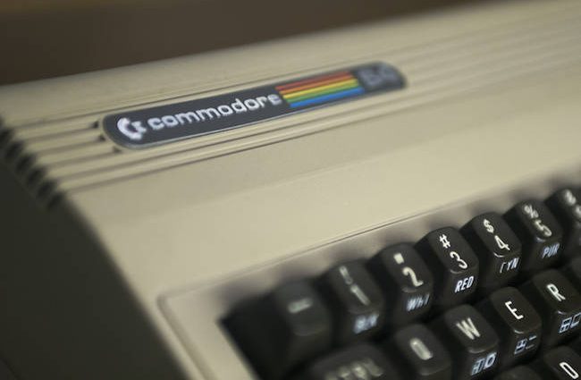 junk-is-the-new-punk:-why-we’re-falling-back-in-love-with-retro-tech