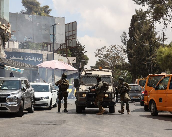 child-among-24-palestinians-wounded-by-israeli-army-raid-in-ramallah