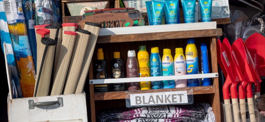 Congress sees bipartisan bright spot in sunscreen legislation