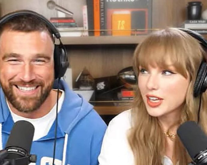 taylor-swift-sets-guinness-world-record-with-‘new-heights’-podcast-appearance