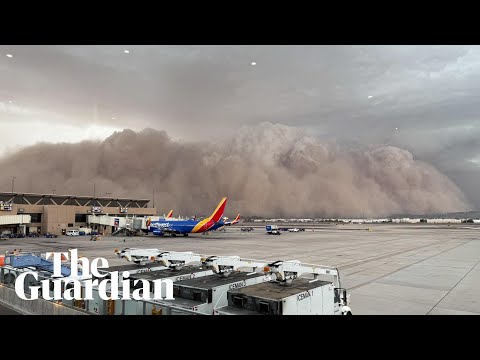 powerful-dust-storm-envelops-phoenix,-arizona