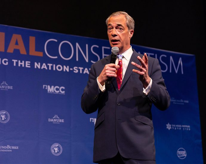 farage-to-share-stage-with-architects-of-the-traitor’s-anti-climate-agenda