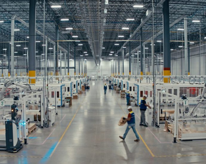 despite-everything,-us-solar-manufacturing-continues-to-power-up