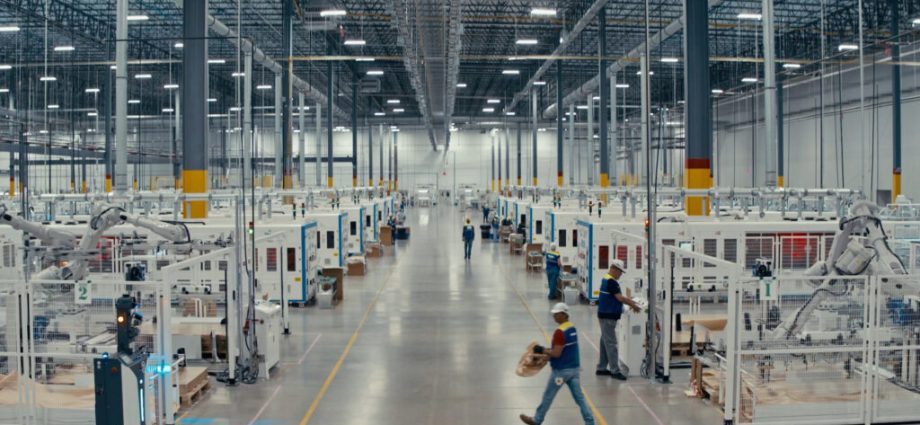 despite-everything,-us-solar-manufacturing-continues-to-power-up