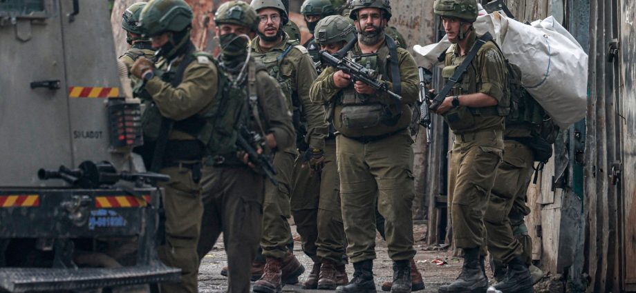 dozens-injured-as-israeli-forces-raid-nablus-in-occupied-west-bank