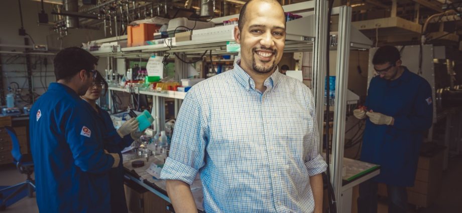 fikile-brushett-named-director-of-mit-chemical-engineering-practice-school