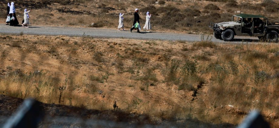 israel-launches-new-operations-in-syria-after-strike-kills-soldiers