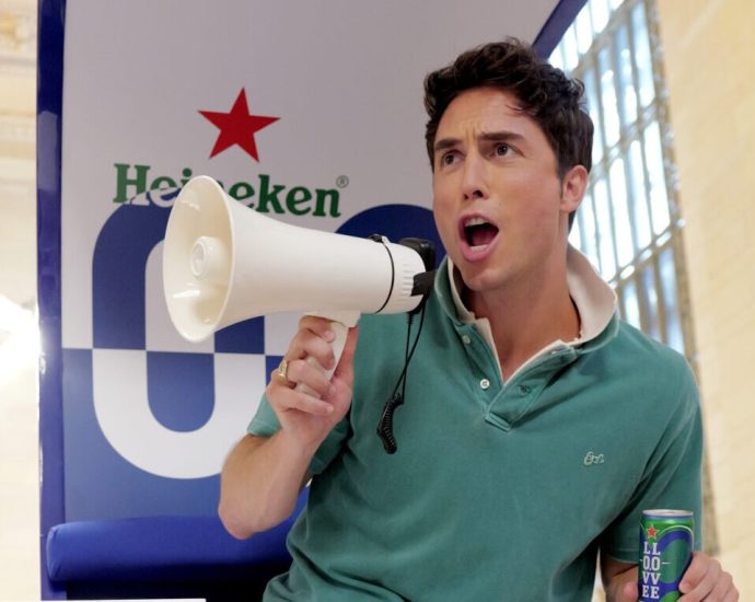 benito-skinner-partners-with-heineken-for-a-judgment-free-us.-open-campaign