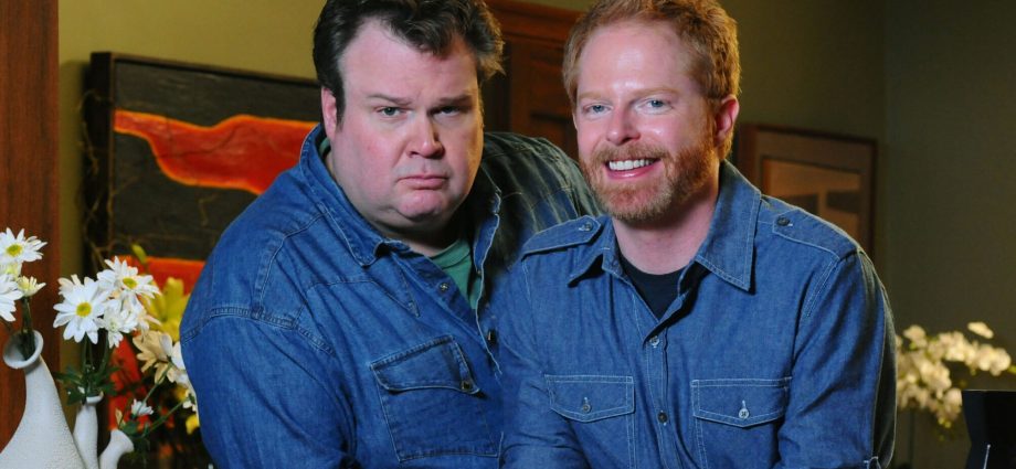‘modern-family’-star-jesse-tyler-ferguson-opens-up-about-the-weight-of-playing-a-gay-character