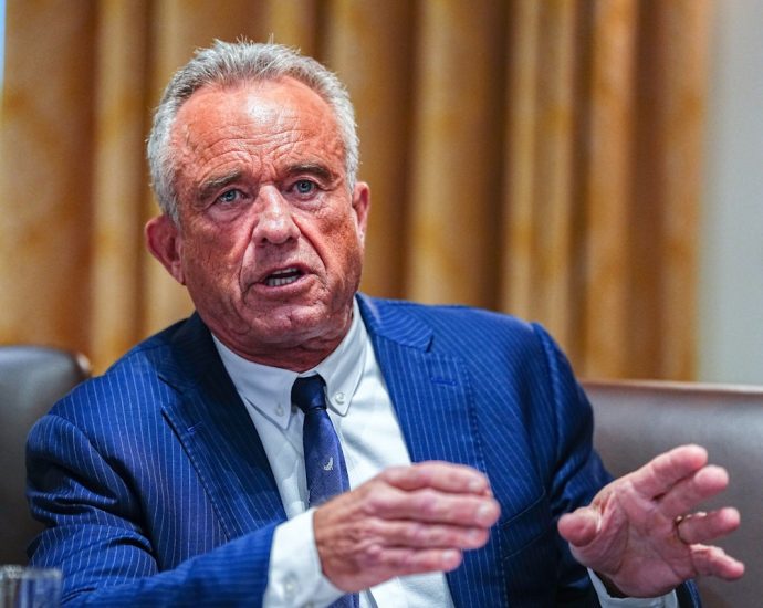 top-cdc-officials-quit-with-dire-warning-on-“eugenics”-under-rfk-jr.