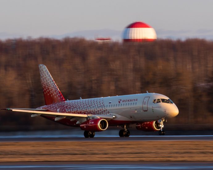 fuselage-defects-found-in-14-sukhoi-superjet-100-airliners
