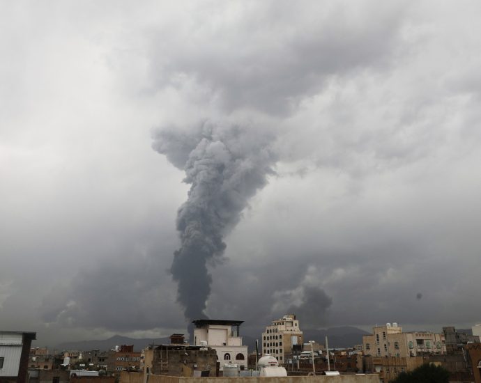 israel-launches-latest-attacks-against-houthis-in-yemen’s-sanaa