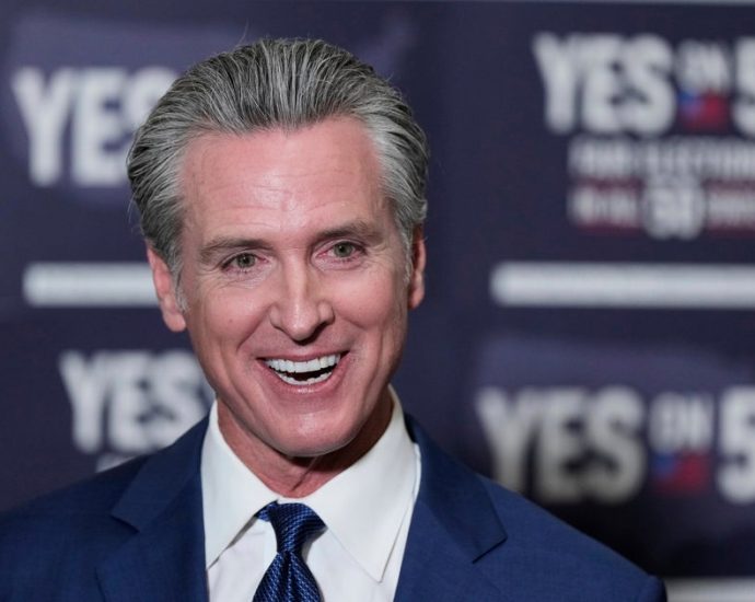 gavin-newsom-handily-roasts-traitor-47’s-offhand-insult