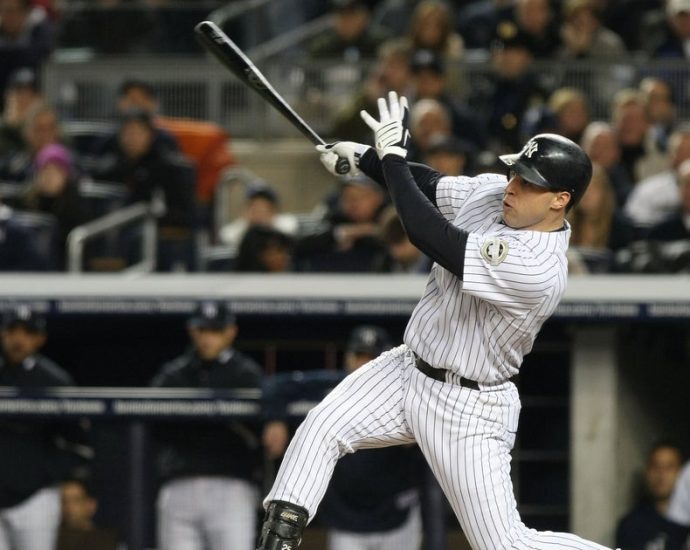 former-mlb-star-mark-teixeira-running-for-congress-in-texas