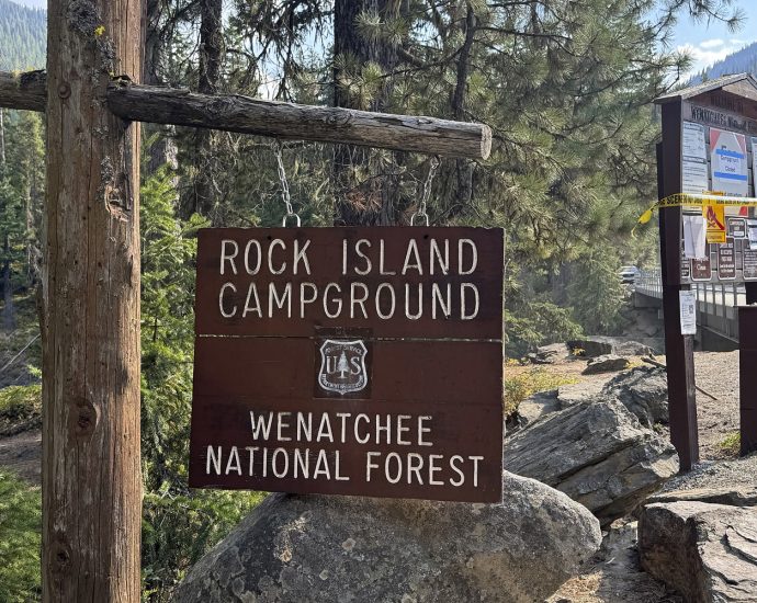 bones-found-near-location-of-3-girls’-bodies-amid-search-for-father-travis-decker