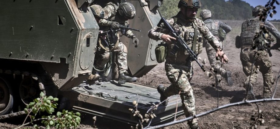 russia-ukraine-war:-list-of-key-events,-day-1,283