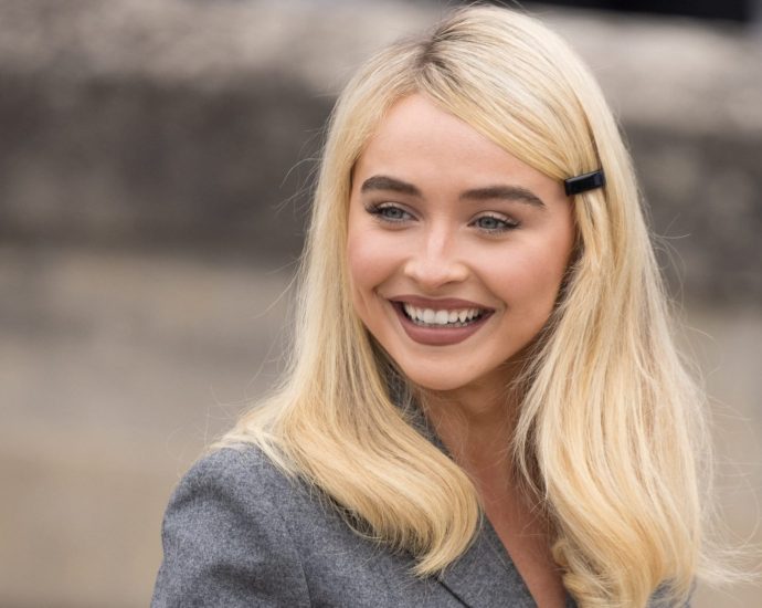 sabrina-carpenter-reveals-the-bizarre-cameo-she-wants-to-make-in-‘adults’-season-2