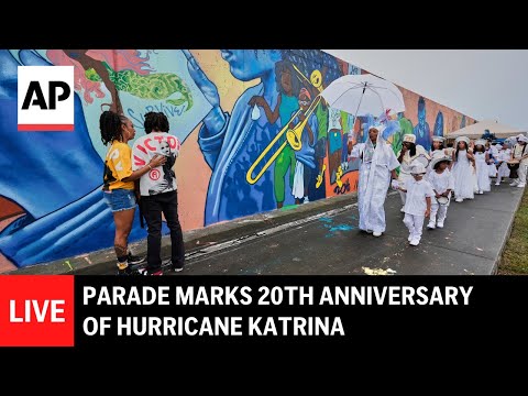 live:-parade-marks-20th-anniversary-of-hurricane-katrina