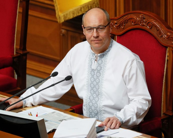 former-ukrainian-parliament-speaker-shot-dead-in-lviv
