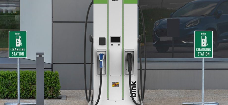blink-charging-and-imperial-center-expand-ev-fast-charging-access-near-us-mexico-border