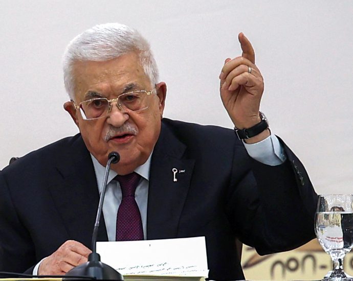 palestinian-authority-urges-us-to-reinstate-abbas’s-visa-before-unga