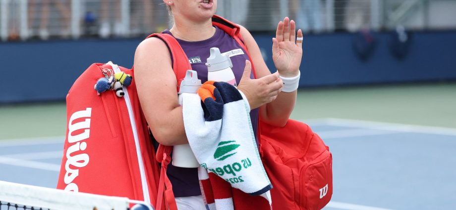 ostapenko-apologises-to-townsend-for-‘no-education’-comments